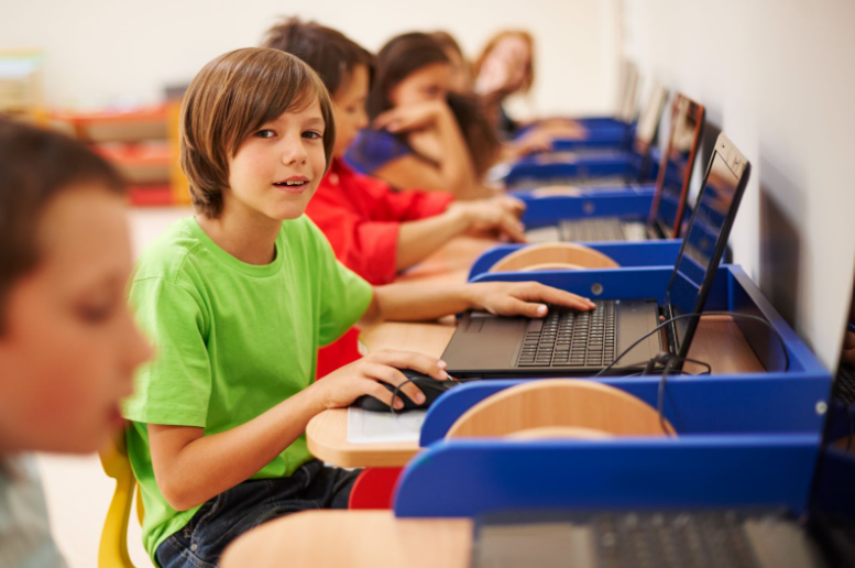 Jogos de Programação para Criança e Adolescente: Confira os melhores! -  Ctrl + Play